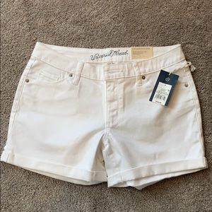 NWT white denim Universal Thread shorts